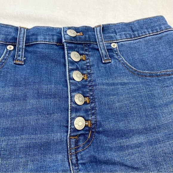 MADEWELL HIGH RISE BUTTON FRONT DENIM SHORTS - Picture 2 of 8